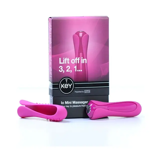Розовый мини-вибромассажер с двумя сменными насадками Io Pink - 10,7 см - Key. Фотография 2.