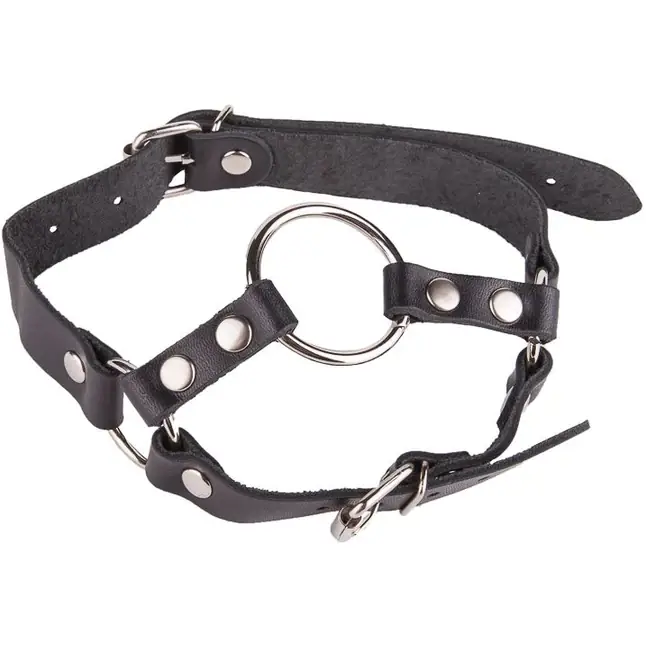Кляп-кольцо на чёрных кожаных ремешках с застёжкой - BDSM accessories. Фотография 2.