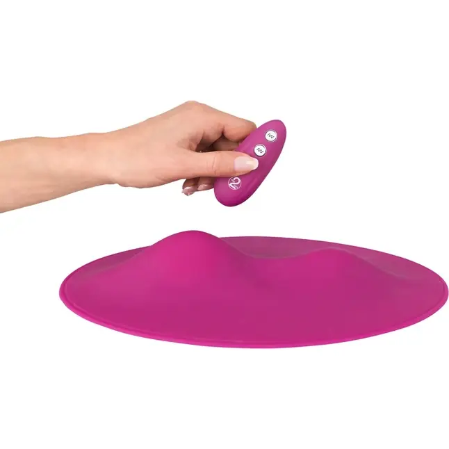 Ярко-розовый клиторальный стимулятор с пультом ДУ VibePad - You2Toys. Фотография 3.