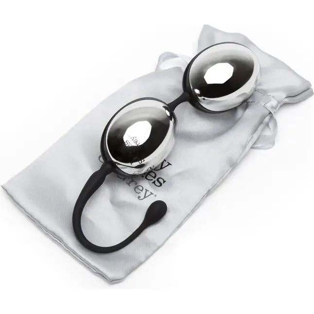 Серебристо-черные вагинальные шарики Inner Goddess Silver Jiggle Balls - Fifty Shades of Grey. Фотография 4.