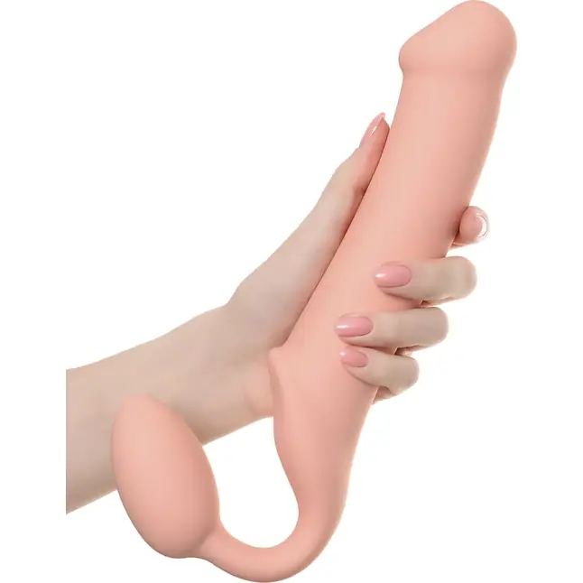 Телесный безремневой страпон Silicone Bendable Strap-On XL. Фотография 8.