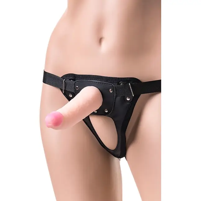 Телесный страпон на трусиках Realstick Jax - 17,9 см - RealStick Strap-On. Фотография 3.