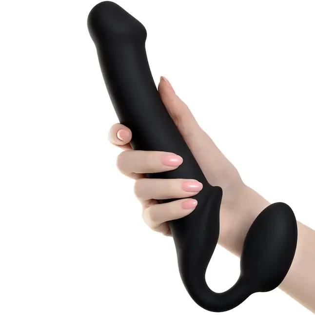 Черный безремневой страпон Silicone Bendable Strap-On L. Фотография 4.