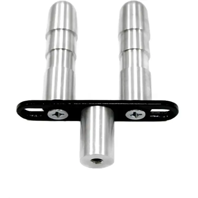 Серебристый двойной адаптер для фаллоимитаторов LoveMachines. Фотография 2.