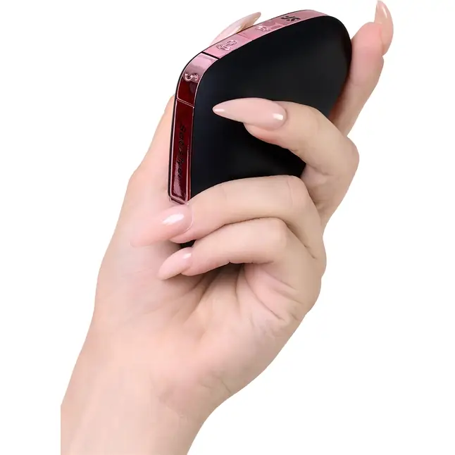 Черный вакуум-волновой вибростимулятор Satisfyer Love Triangle. Фотография 5.