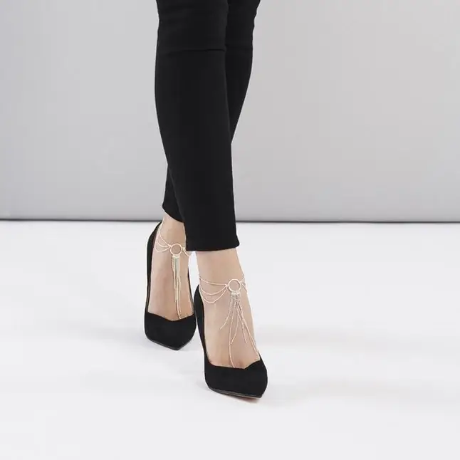 Серебристые браслеты на ноги Magnifique Feet Chain. Фотография 2.