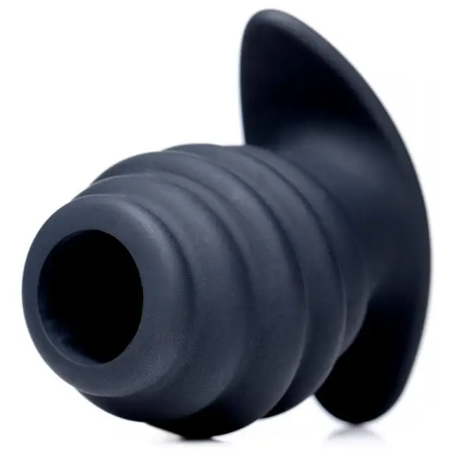 Малая черная анальная пробка Hive Ass Tunnel Silicone Ribbed Hollow Anal Plug Small - 6,86 см - Master Series. Фотография 4.