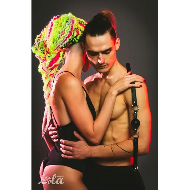 Черный кляп-шарик Love Spell - Party Hard. Фотография 7.
