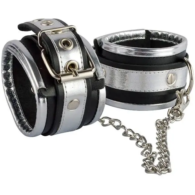 Черно-серебристые оковы из кожи - BDSM accessories