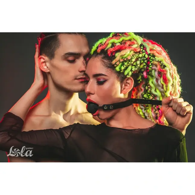 Черный силиконовый кляп-шар Dolce Vita - Party Hard. Фотография 10.