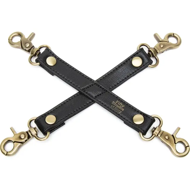 Черный фиксатор для манжет Bound to You Faux Leather Hogtie - Fifty Shades of Grey