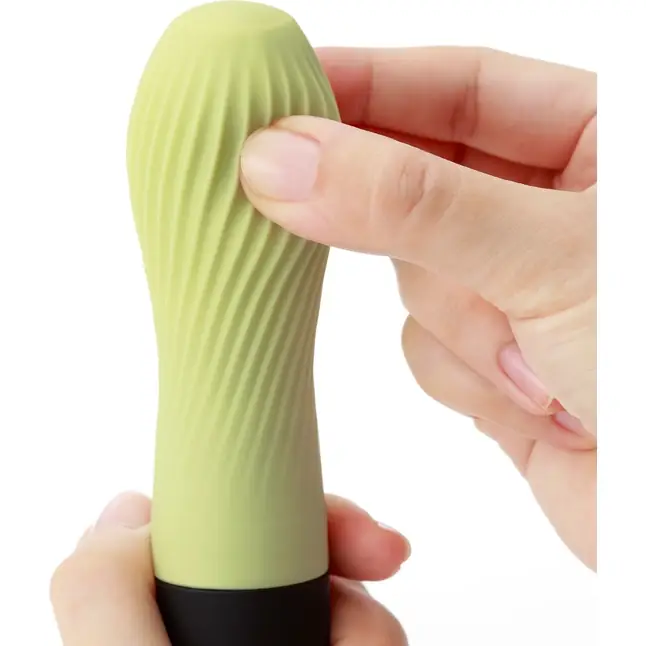 Салатовый рифленый мини-вибратор IROHA ZEN MATCHA - 12,7 см - IROHA Vibrators. Фотография 3.