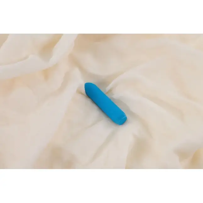 Бирюзовая вибропуля Je Joue Classic Bullet Vibrator - 9 см. Фотография 5.