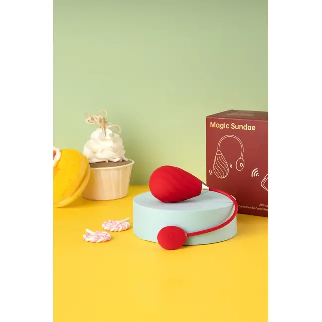 Красное виброяйцо Magic Motion Sundae. Фотография 6.