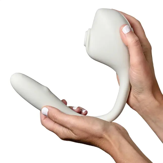 Серый вакуумный стимулятор с отростком Ose 2 Premium Robotic Massager. Фотография 2.