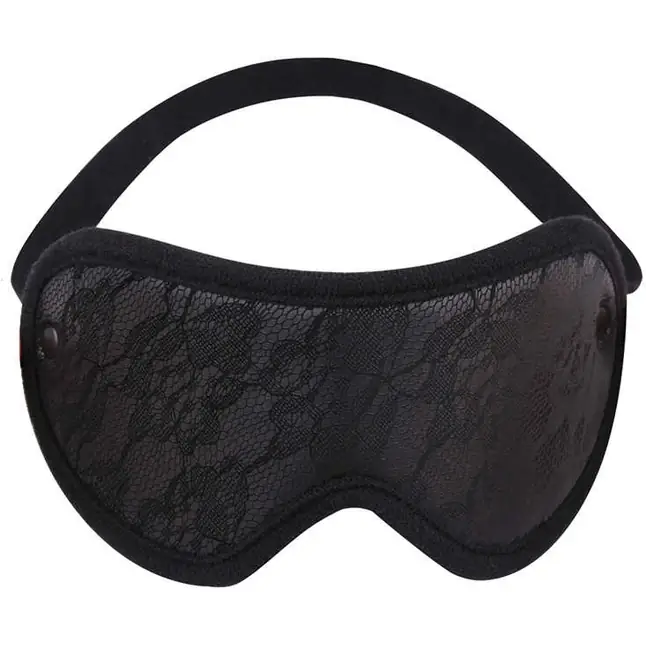 Черная плотная маска на глаза с кружевом Tempt Him Blindfold - Behave!