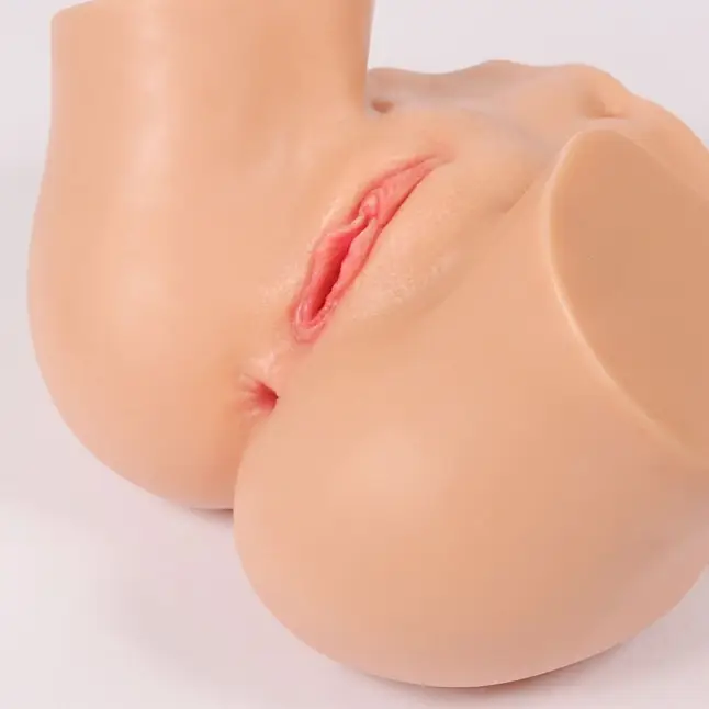 Телесный мастурбатор-полуторс ONAHOLE 01 с двумя любовными отверстиями. Фотография 3.