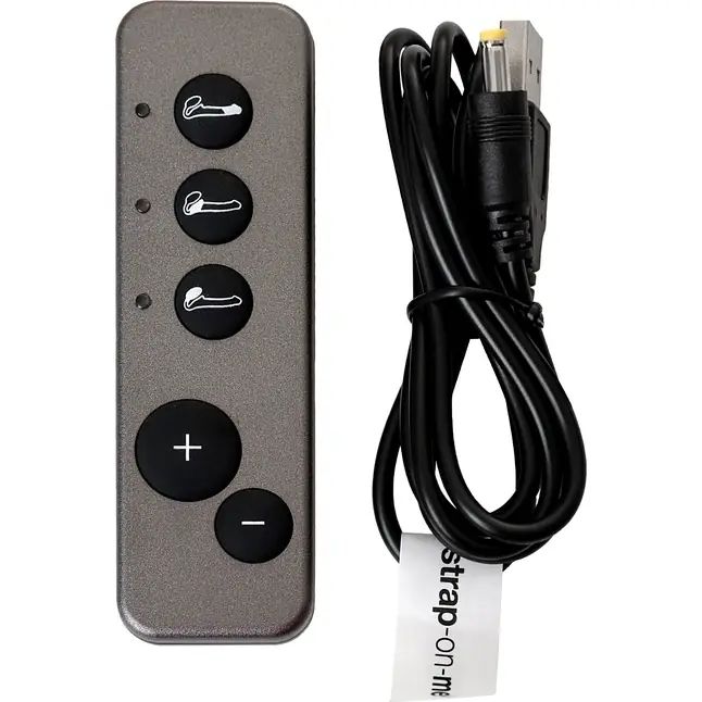 Черный безремневой вибрострапон Vibrating Bendable Strap-On - size L. Фотография 6.