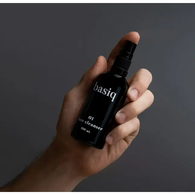 Мужской гель для умывания лица basiq Face Cleanser - 100 мл. Фотография 3.
