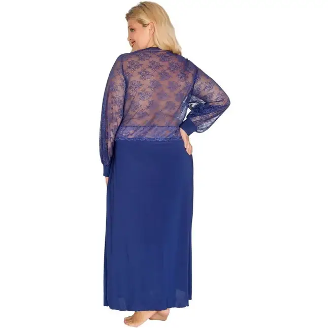 Роскошный пеньюар plus size в пол с кружевным верхом. Фотография 2.