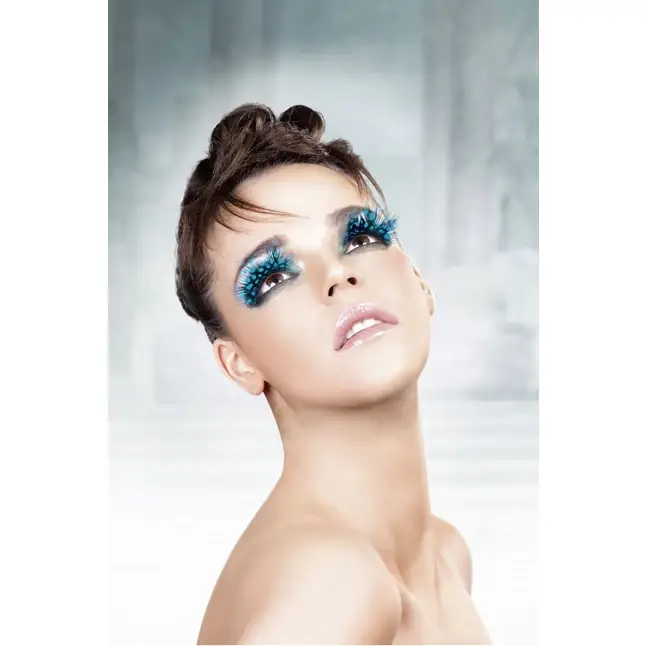 Голубые ресницы-перья - Eyelashes Collection. Фотография 2.
