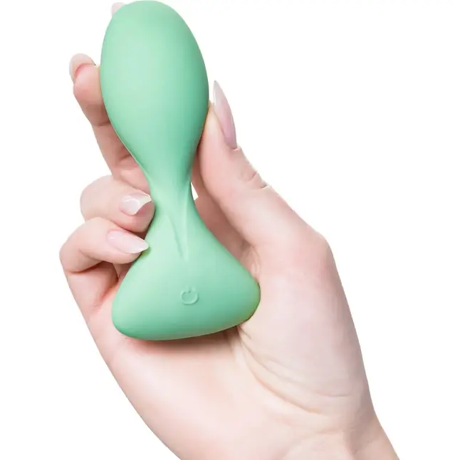 Зеленая анальная втулка с вибрацией Satisfyer Trendsetter. Фотография 4.