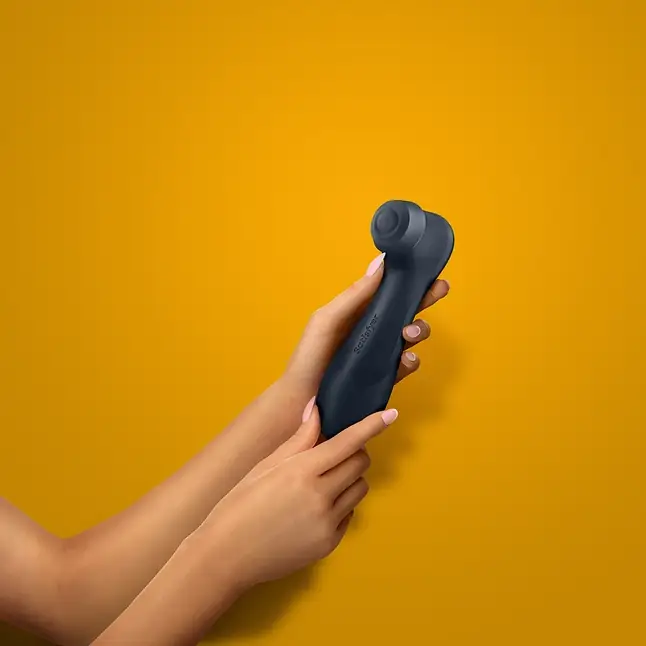 Черный вакуумный стимулятор клитора Satisfyer Pro 2 Generation 3. Фотография 7.