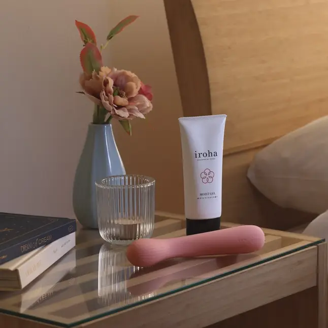 Розовый изогнутый вибратор Iroha Mai Toki - 17,4 см - IROHA Vibrators. Фотография 7.