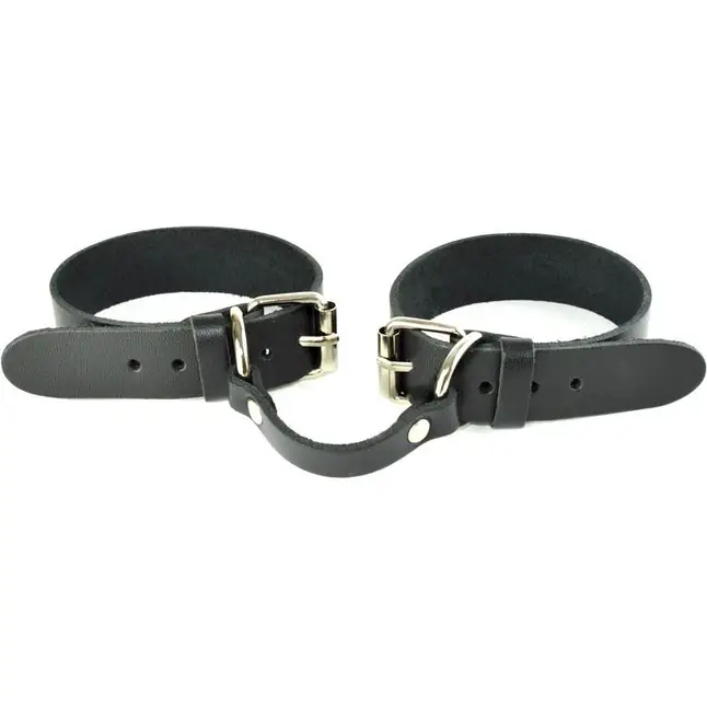 Черные кожаные наручники со съемной голубой опушкой - BDSM accessories. Фотография 2.