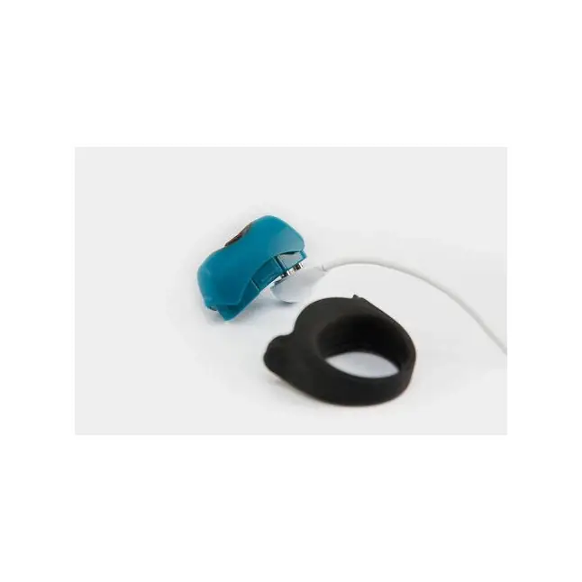 Эрекционное кольцо с вибрацией Polar Night Vibrating Silicone Cock Ring - UltraZone. Фотография 4.
