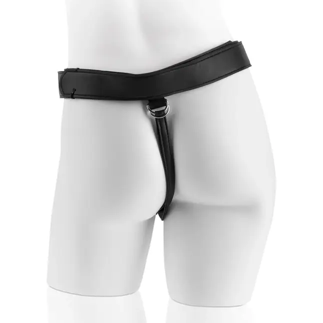 Страпон на виниловых трусиках Strap-on Harness Cock - 17,8 см - King Cock. Фотография 3.