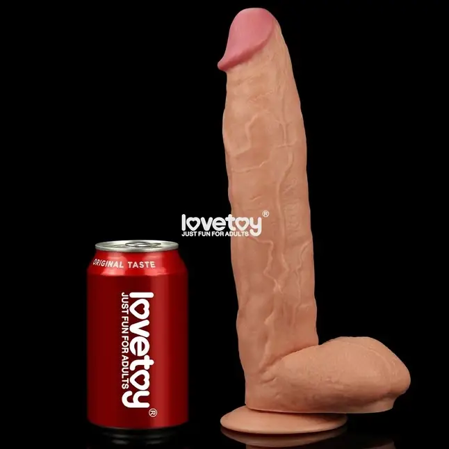 Большой реалистичный фаллоимитатор на присоске Legendary King Sized Realistic Dildo - 30 см. Фотография 5.