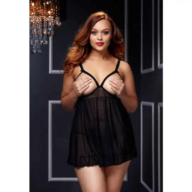 Игривая сорочка в горошек с открытыми чашечками лифа - Plus Size Collection. Фотография 3.