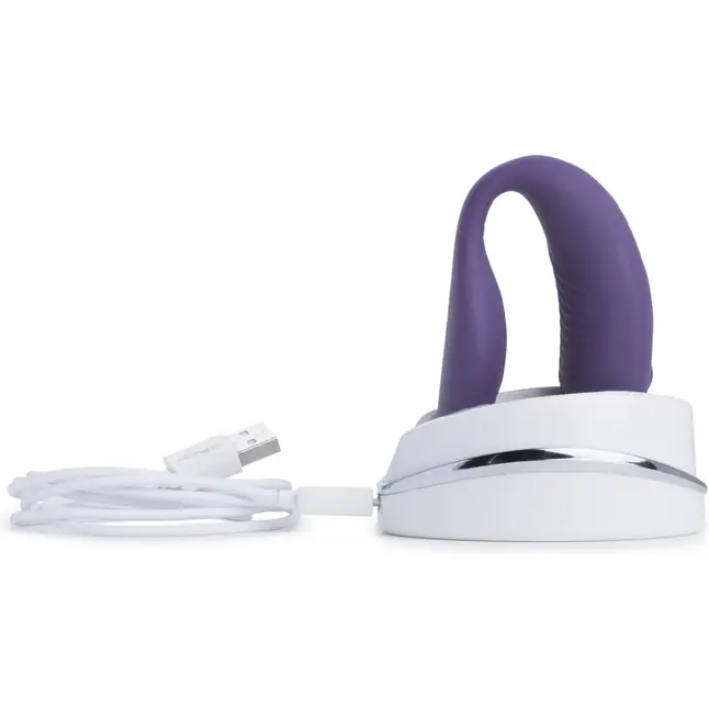 Фиолетовый вибромассажер для пар We-Vibe Sync Purple на радиоуправлении. Фотография 8.