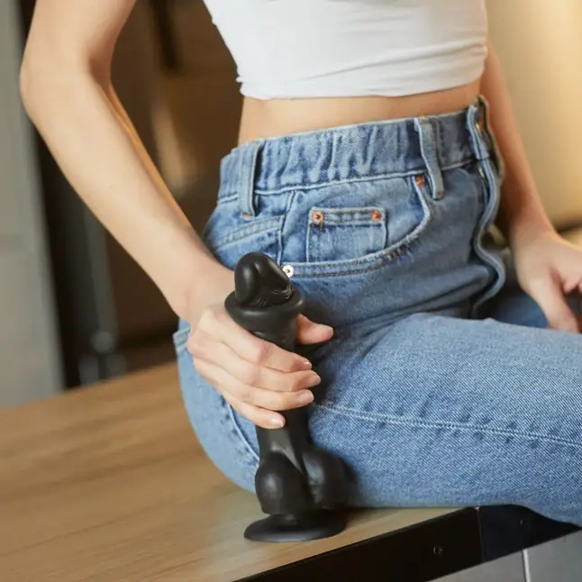 Черный фаллоимитатор Sliding Skin Realistic Dildo XXL с подвижной кожей - 20 см. Фотография 3.