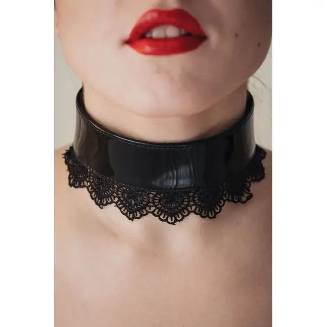 Изящный чёрный ошейник с кружевом - BDSM Light. Фотография 3.