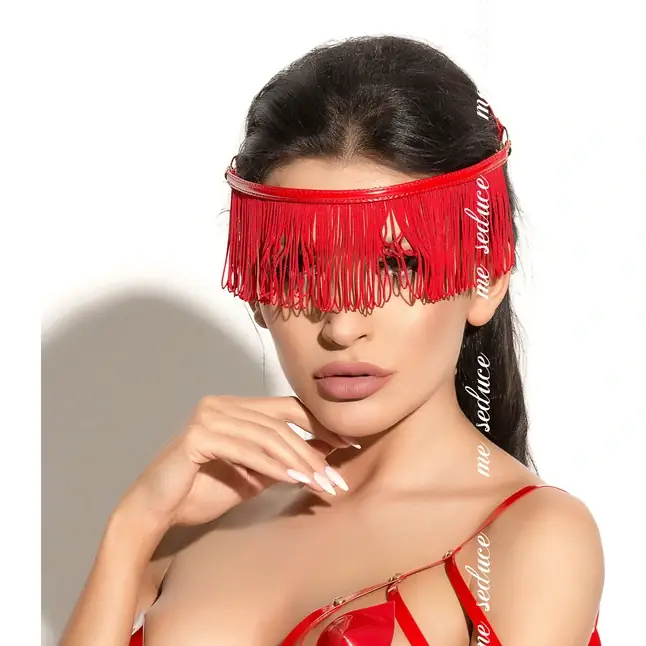 Украшение на голову Queen of hearts с длинной бахромой. Фотография 3.