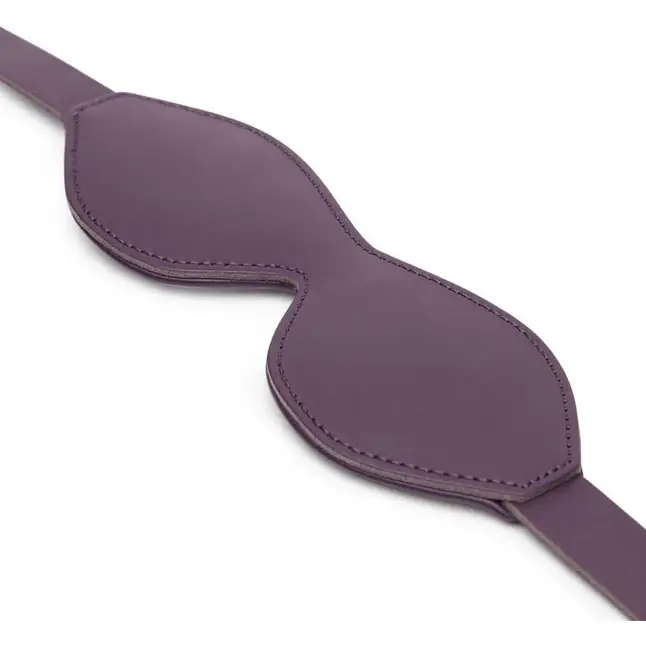 Маска на глаза Cherished Collection Leather Blindfold - Fifty Shades Freed. Фотография 5.