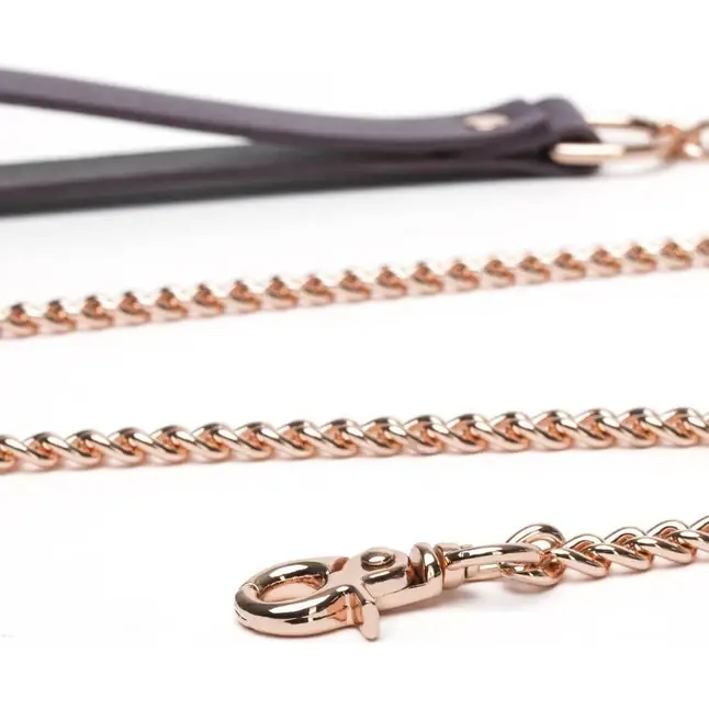 Ошейник с поводком Cherished Collection Leather Collar and Lead - Fifty Shades Freed. Фотография 4.