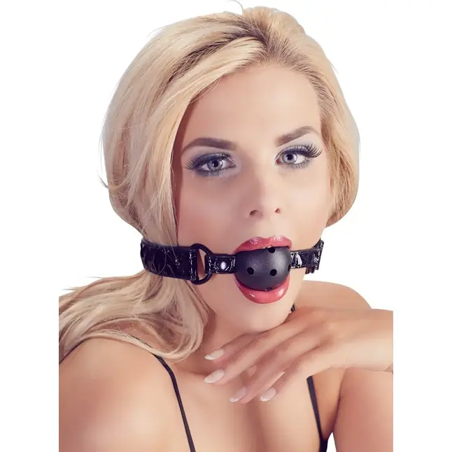 Кляп-шар с отверстиями Ball Gag - Bad Kitty. Фотография 3.