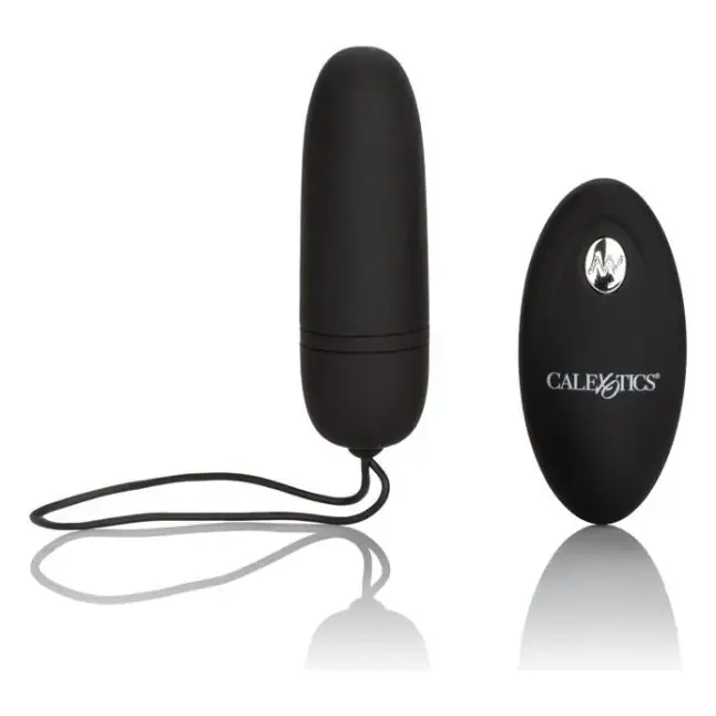 Чёрное виброяйцо Silicone Remote Bullet с пультом ДУ