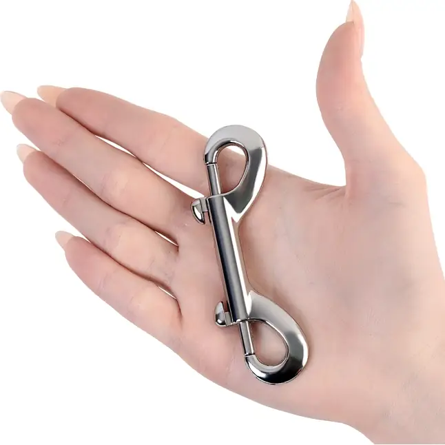 Серебристый двухсторонний карабин TOYFA Metal - Metal. Фотография 2.